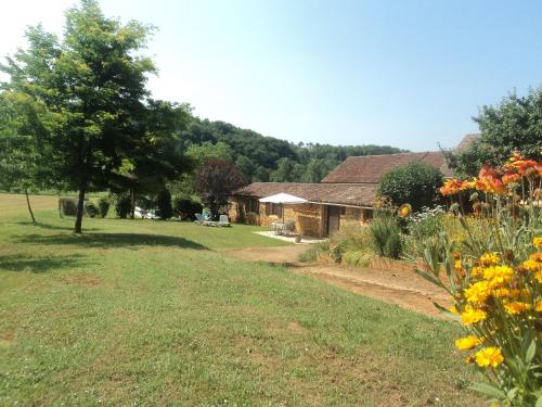 Ferme de la Rivière chambre d'hôte La Salvetat