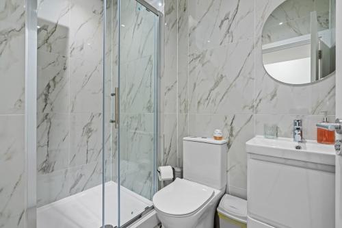 The Nook - 2 min from Station - Free Parking - Courtyard, Swindon (fotografie 9)
