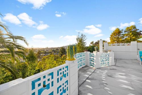 ทัศนียภาพ, Luxury Hilltop Stay Pool, Firepit and Views in ลาเมซา (CA)