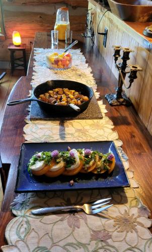 Ēdiens un dzērieni, Firefly Creek Lodge in Honeoja (NY)