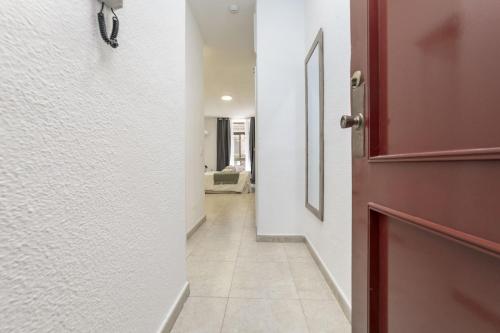 Classy IV - Ferga Suites, Мадрид