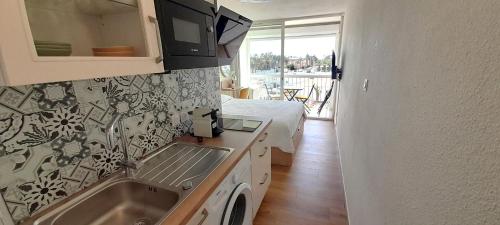 Studio 579, Port Soleil au village naturiste