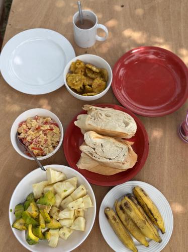 食べ物/飲み物, Garden Lodge - Cape Three Points in アクウィダア