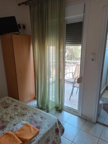 Anestis Apartments - image 9