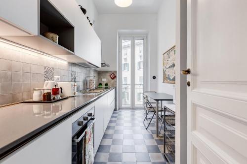 Elegant 3-Bedroom Apartment in Piazza Mazzini, Roma (foto 7)