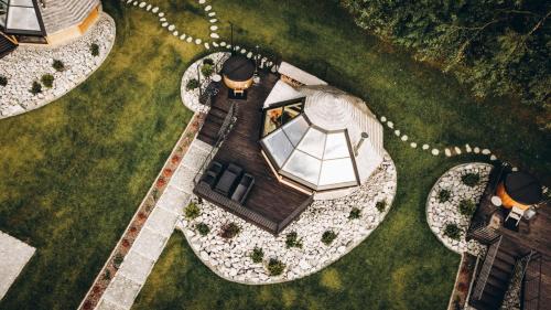 Osada Poli Koniaków - Panoramiczny Domek nr 4 z Prywatną Balią i Hydromasażem