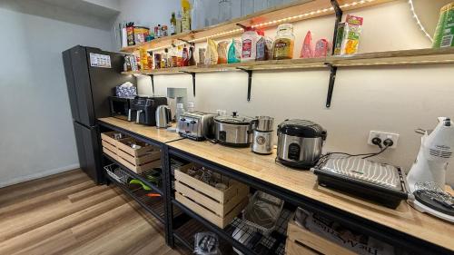 Marbles House - 4 Bedrooms, 8 Beds, Sleeps 10 - Pet Friendly in Hindmarsh Island