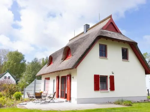 Holiday Home Heide-1 by Interhome in Ostseebad Karlshagen, Deutschland