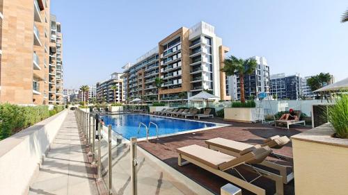 Chic and comfortable Studio Near Downtown and Canal, Dubaj