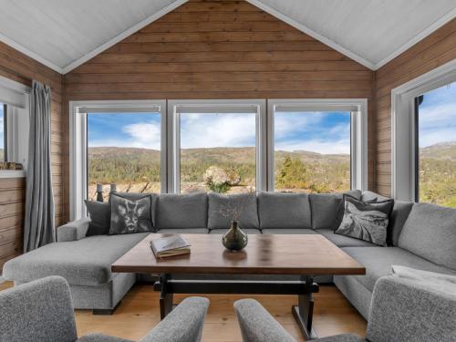 Holiday Home Utsikten by Interhome in Tjaldal