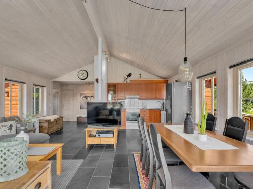 Chalet Eikebu by Interhome, Fossdal (photo 9)
