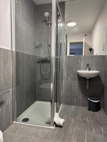 Brentwood Guest House - image 7