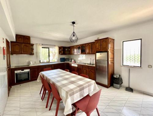 ห้องครัว, Vivenda Duas Sentinelas 42 in เปเรราส