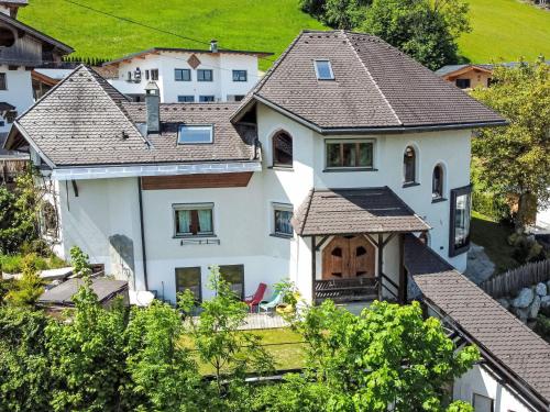 Holiday Home Data-Castle - Ski in Ski out by Interhome