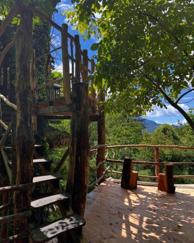 Rivendell Treehouse in Castiglione di Garfagnana
