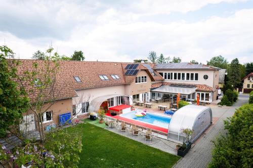 Widok z zewnątrz, Pelso Panzio in Balatonlelle