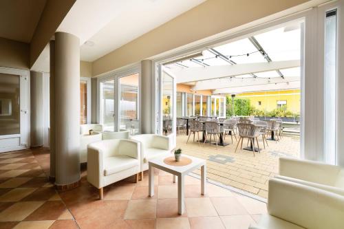 Restauracja, Pelso Panzio in Balatonlelle