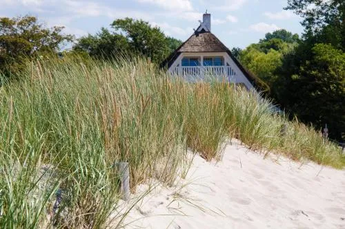 Strandhaus Claassen 10 in Ahrenshoop, Deutschland