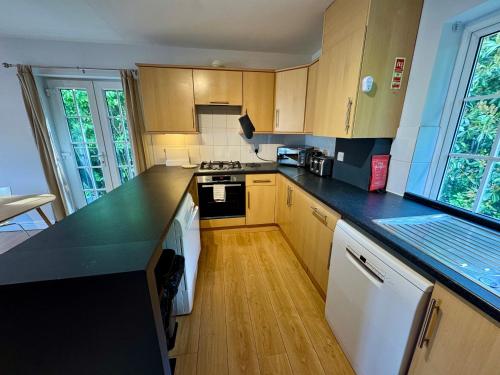 Brentwood Hotel in เบร็นวูด