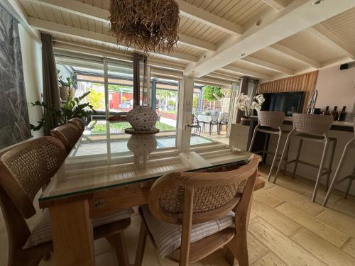 Villa Tropiraizet in Les Abymes