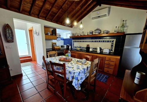 Mosteiros Sea House in มอสเตย์โรส