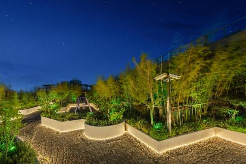 Manli Hotel Shanghai Pudong Airport Branch -Provide free shuttle buses to Pudong Airport and Disneyland