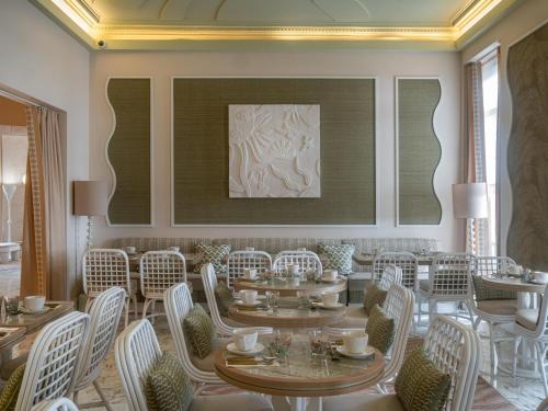 Restaurant, Hotel Le Soleia by Inwood Hotels near Fine Arts Museum (Musee des Beaux-Arts