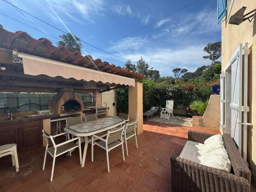 Maison élégante à 100 m de la mer (Maison elegante a 100 m de la mer) in Saint-Aygulf