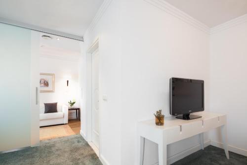 Prestige Suite