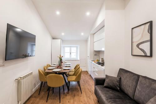 The Best Rent - Refined multi-room apartment in Termini area, Roma (foto 6)