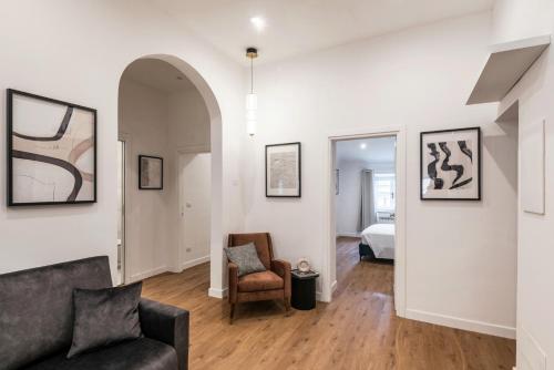 The Best Rent - Refined multi-room apartment in Termini area, Roma (foto 10)