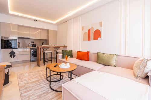 Premium 1BR in Les Princesses - Balcony, Parking, Fiber, Casablanca (foto 9)