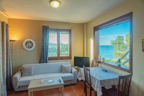 Aegean Bliss Residences - Karfas in Plaka