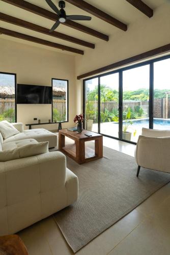 Casa Sharon in Other