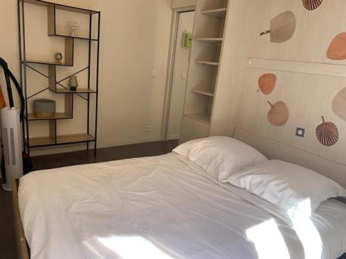 C039-APPARTEMENt LUMINEUX AU SUQUET POUR 3 PERSONNES