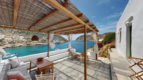 razgled, Psarona Hospitality in Cherronisos