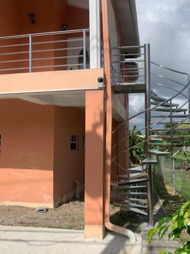 Sweethaven in Anse-Ger, 20 min from airport in Vieux Fort