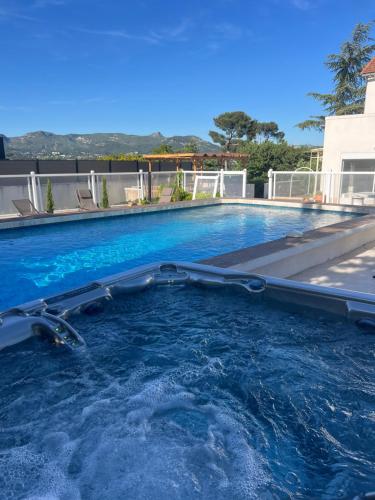 Villa piscine Marseille, Marseille