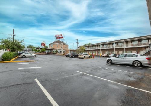Edison Motor Lodge - image 3