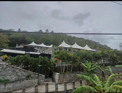 Restaurant, Paradise Suites in Jalousle