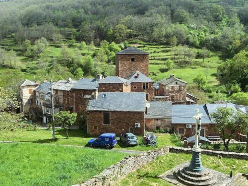 Ümbrus, L'Auselon de montanha in Saint-Sernin-sur-Rance