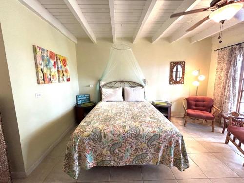Paradera Palms 2 Bedroom in ปาราเดรา