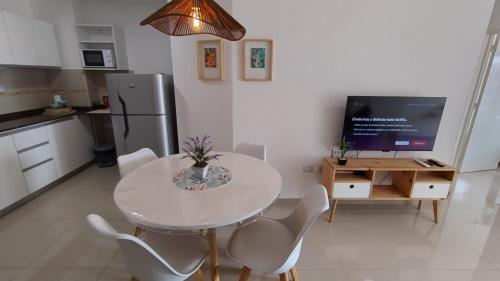 Acogedor Departamento Para Tres Personas Con Pileta