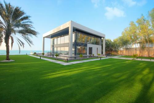 Nurai Islands Overwater Paradise Luxury Retreat in Nurai Sziget