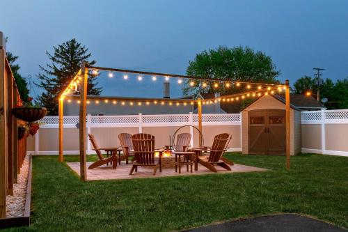 Amish Guest House-hot tub ev plug ideal location - image 10