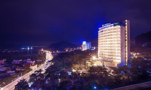 Vista/Panorama, Saigon Halong Hotel in Hạ Long