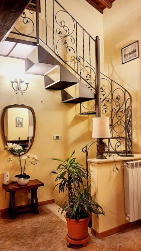 Koplietošanas atpūtas telpa ar TV, Antica Rupe 80 mq Casa Vacanze in Castel Sant'Elia