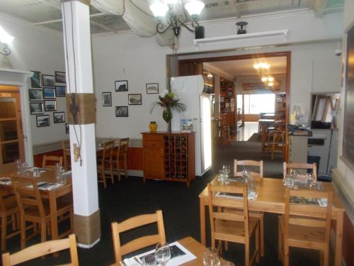 المنظر الخارجي, The Kentish Hotel in وايوكو