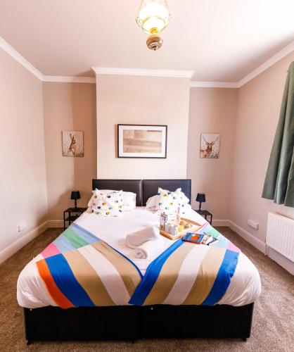 Spacious 4Bed Parking & Wi-Fi - Contractor Stays