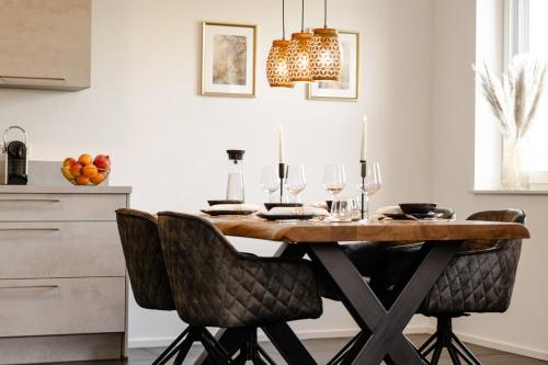 Golden Timber Suite